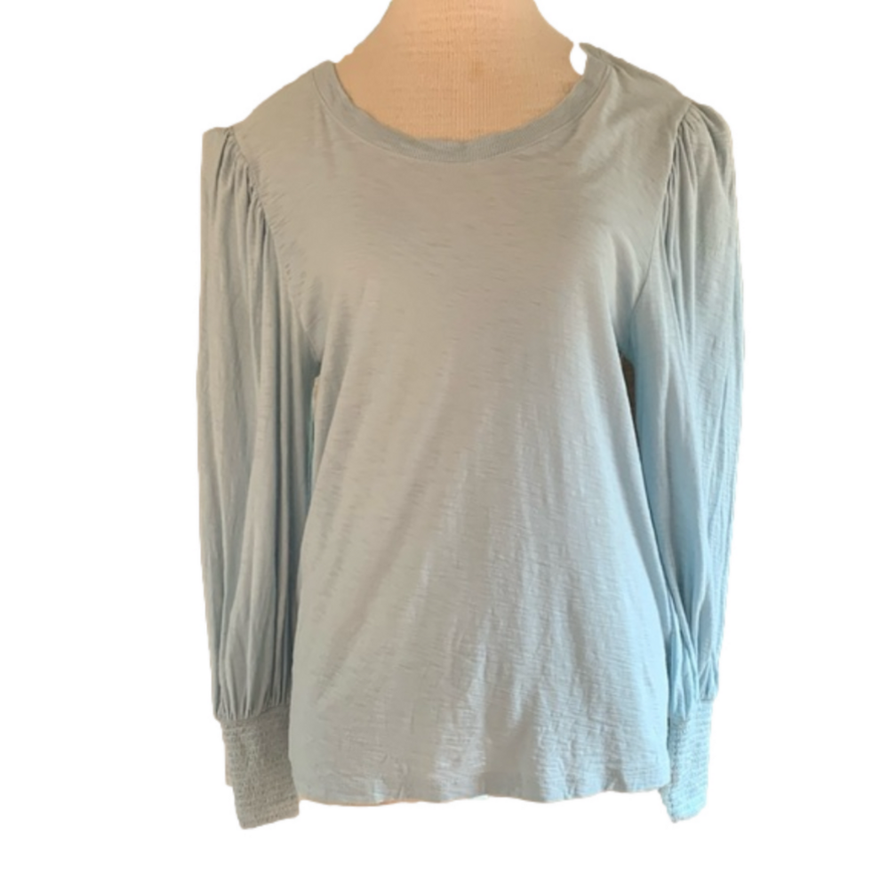 Nation sz L light blue long puffy sleeve crewneck top